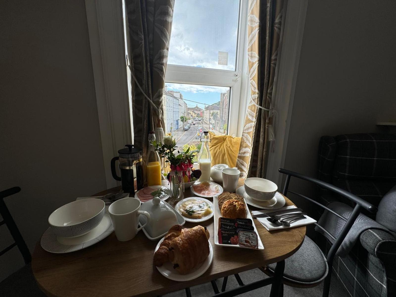 Abbey View House Hotel Youghal Bagian luar foto